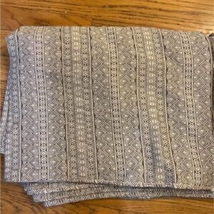 DIDYMOS Stylish Gray Geometric Wrap